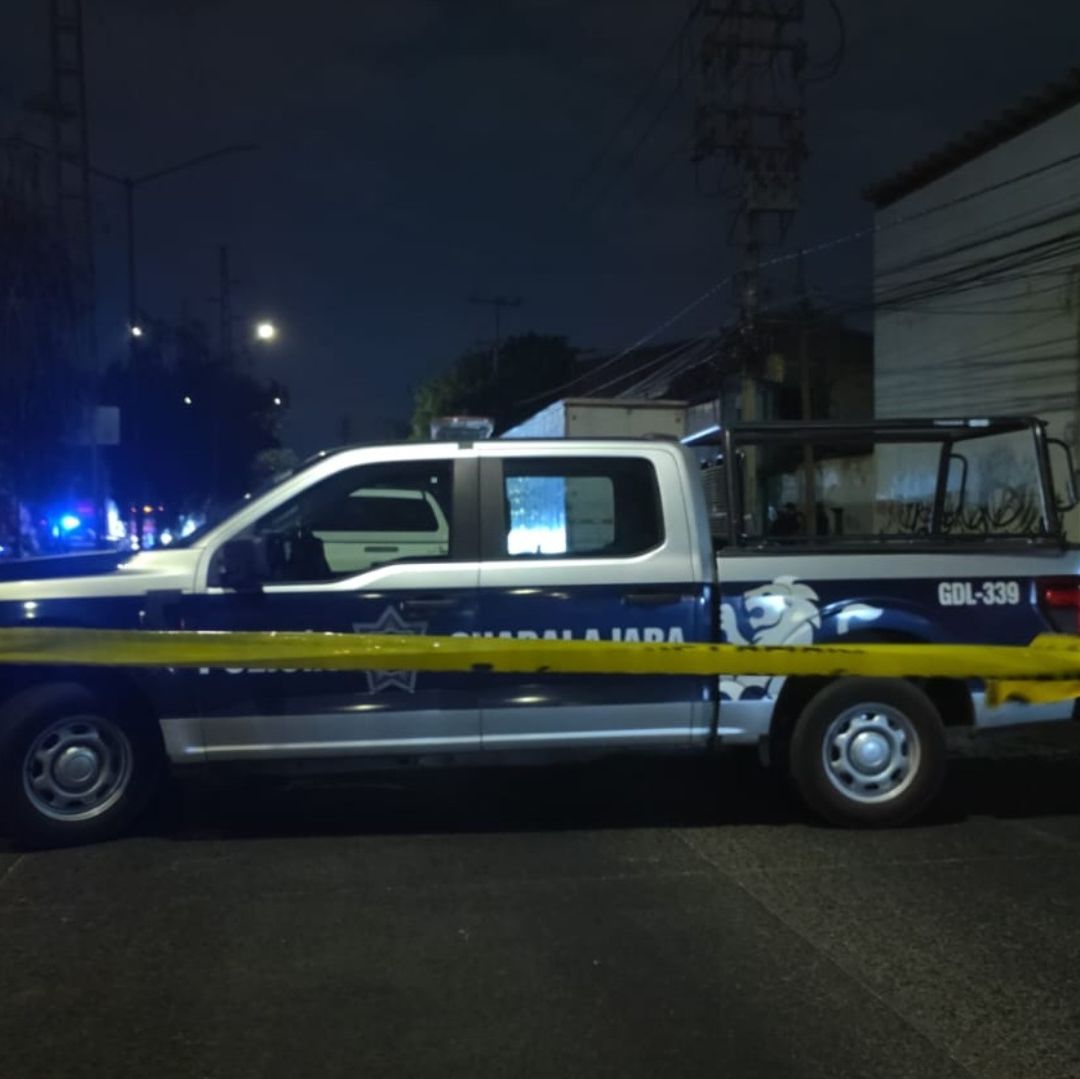 Matan a tres a cuchilladas en Guadalajara