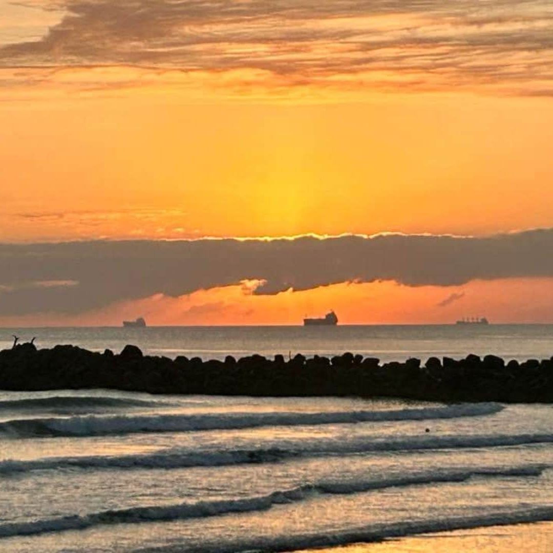 Hallan Cuerpo sin Vida de Mujer Flotando en Playa de Boca del Río Veracruz