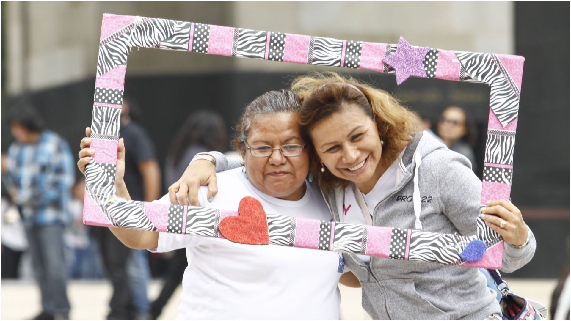Hay baja de edad para pensionarse en el ISSSTE.