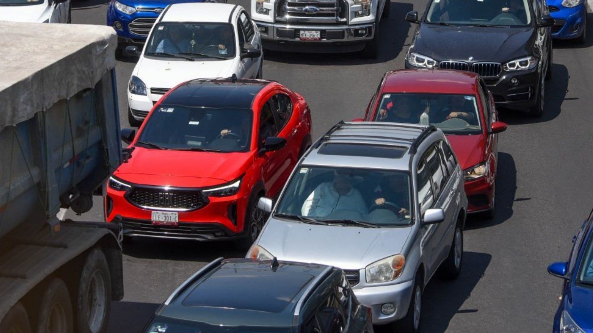 Activan restricciones de Doble Hoy No Circula lunes 20 de abril 2026 por contingencia así aplica en CDMX y Edomex