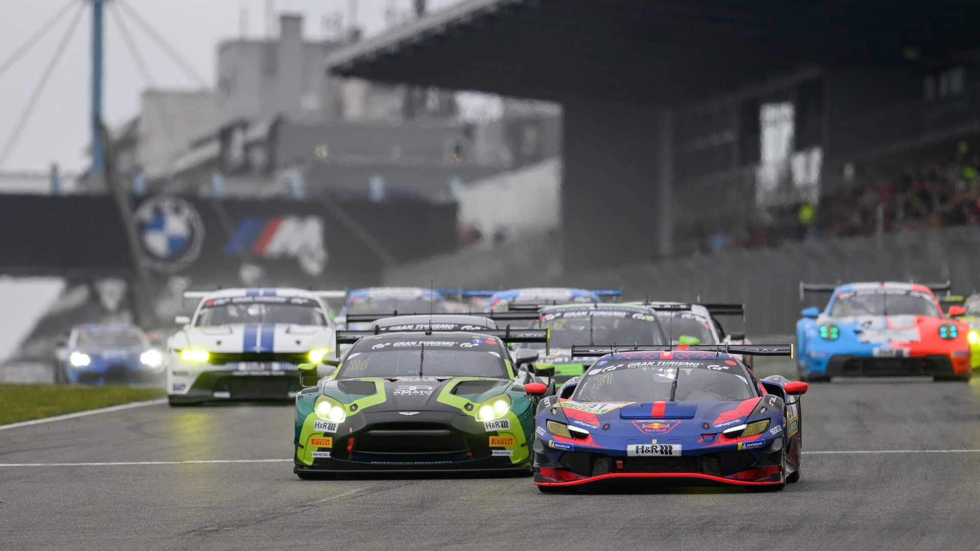 Muere el Piloto Juha Miettinen En Choque Múltiple en Circuito de Nürburgring en Alemania