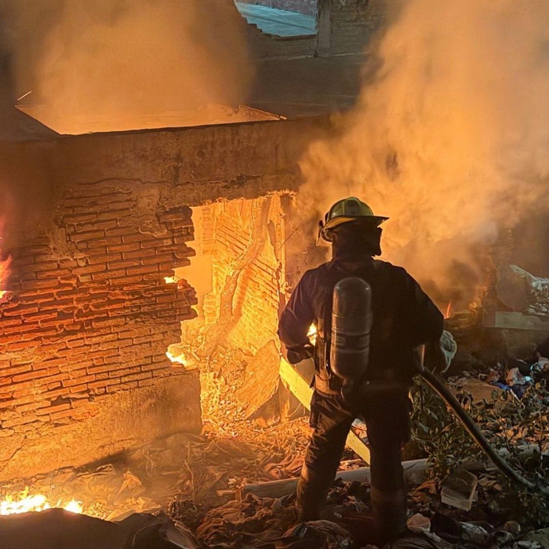Incendio en Vivienda Abandonada de Junta Auxiliar Ignacio Zaragoza Puebla