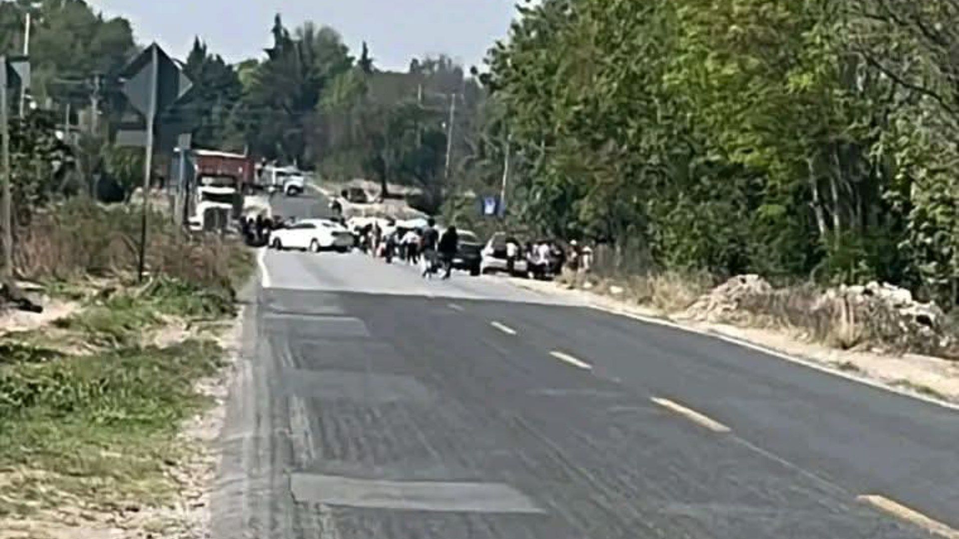 Manifestación Bloqueo Cierre Superó 30 Horas Carretera Federal Puebla Orizaba Conflicto Invernadero