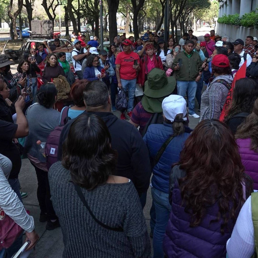 Protesta maestros Colegio de Bachilleres.