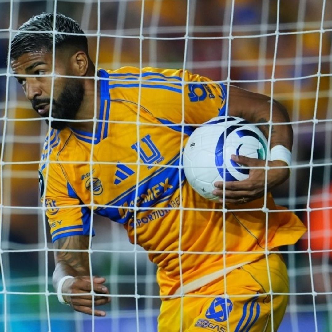 "El Búfalo" Aguirre anotó en el partido Tigres vs FC Cincinnati de la Concacaf Champions Cup. Foto X: @TheChampions