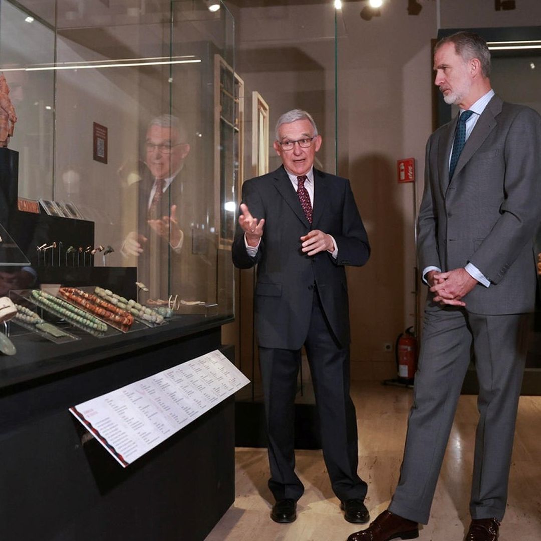 Rey Felipe VI visita la exposición 'La mujer en el México indígena'. Foto: EFE