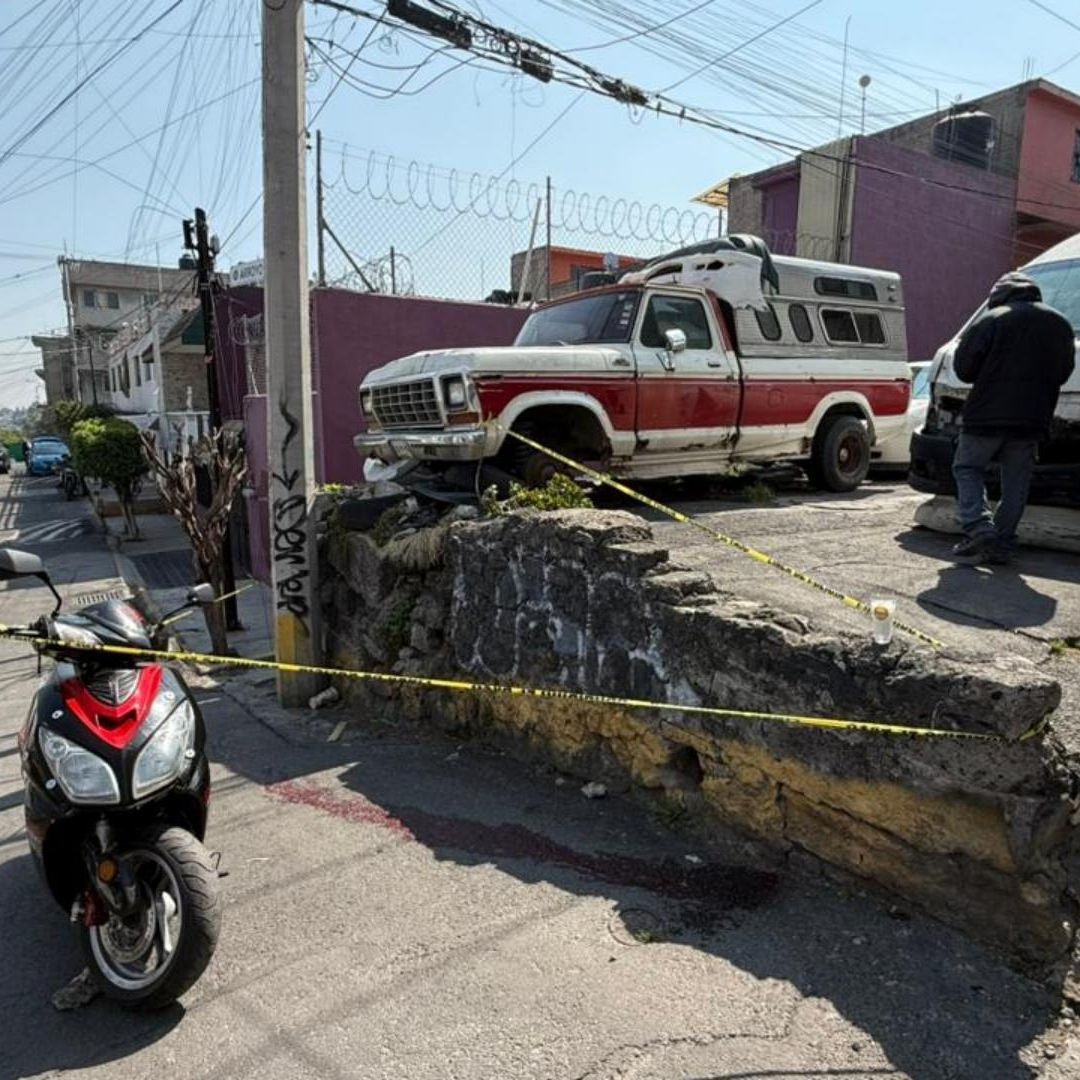 El motociclista fue asesinado a tiros en la colonia Consejo Agrarista, en Iztapalapa. Foto: N+