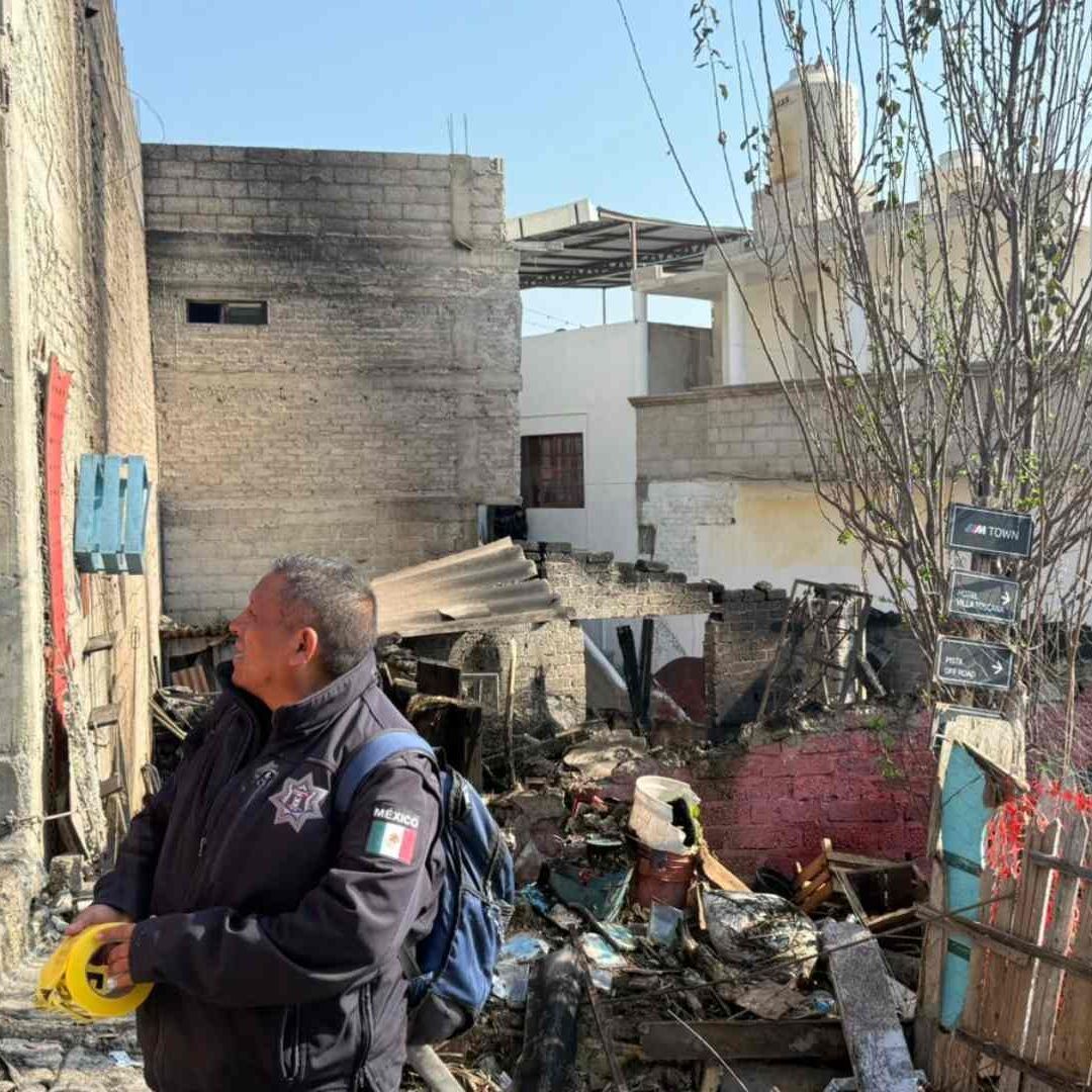 Incendio en vivienda de Tlalnepantla