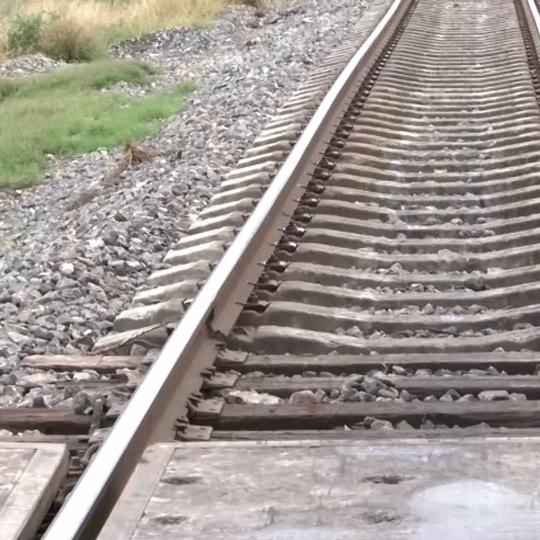 Hombre Sufre Amputación de Pie al Intentar Bajar del Tren en Nava