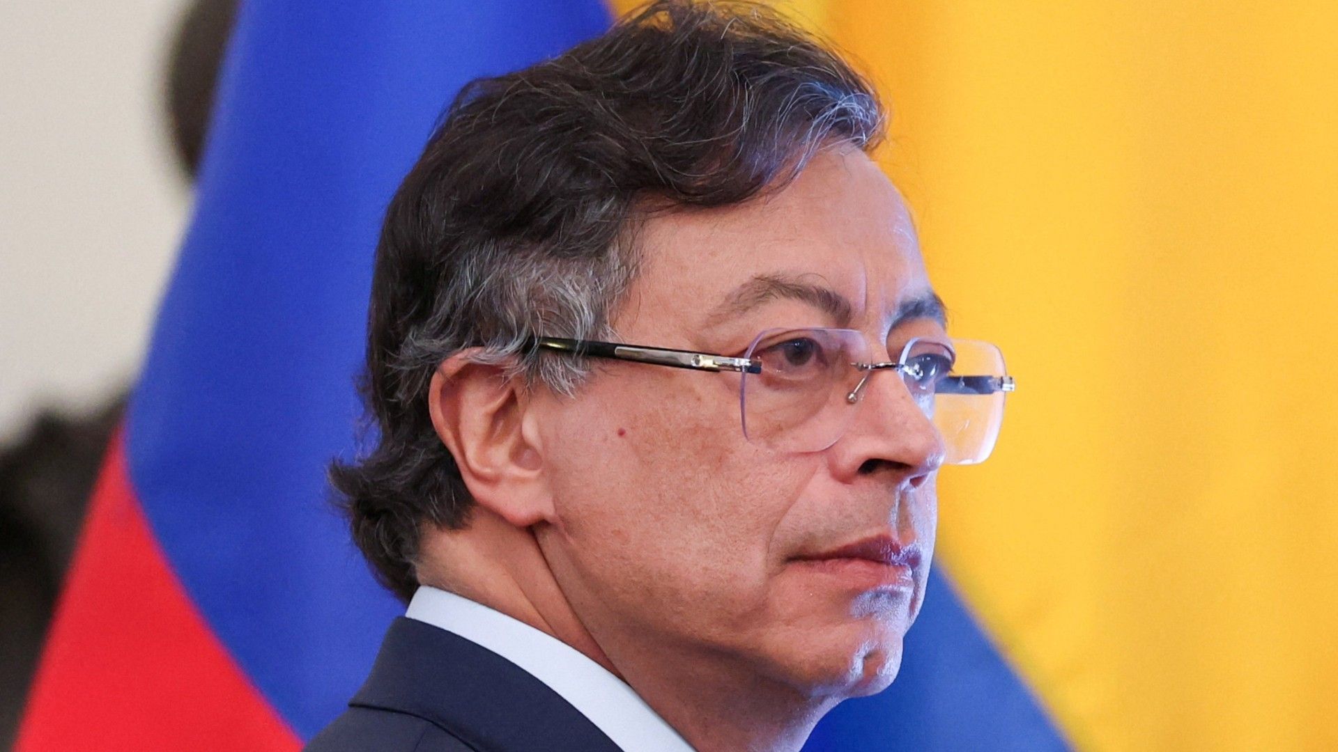 Gustavo Petro Pone Fin a Negociaciones de Paz con Guerrilla de Colombia.