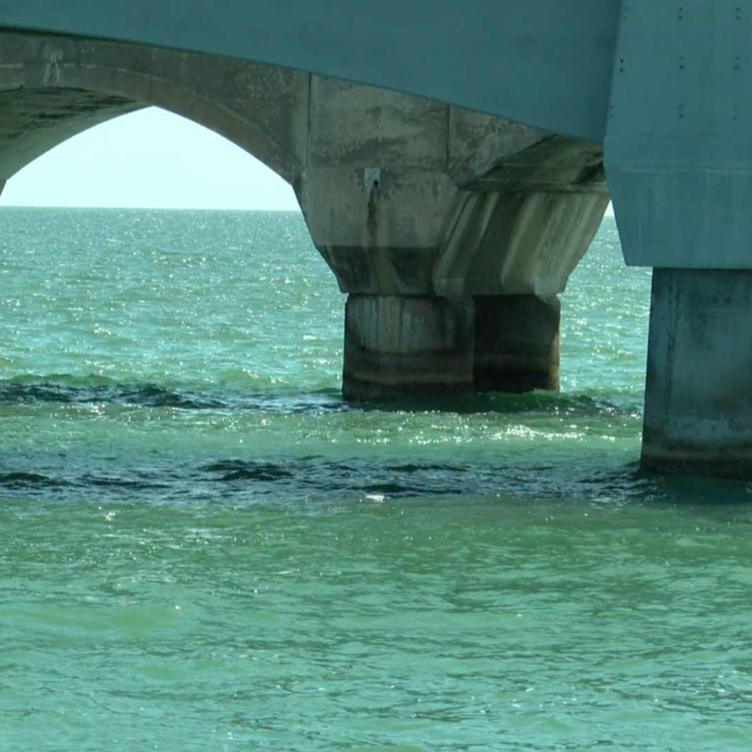 PEMEX Atiende Fuga de Hidrocarburo de Ducto Submarino en Desuso en Muelle Fiscal Puerto Progreso Yucatán