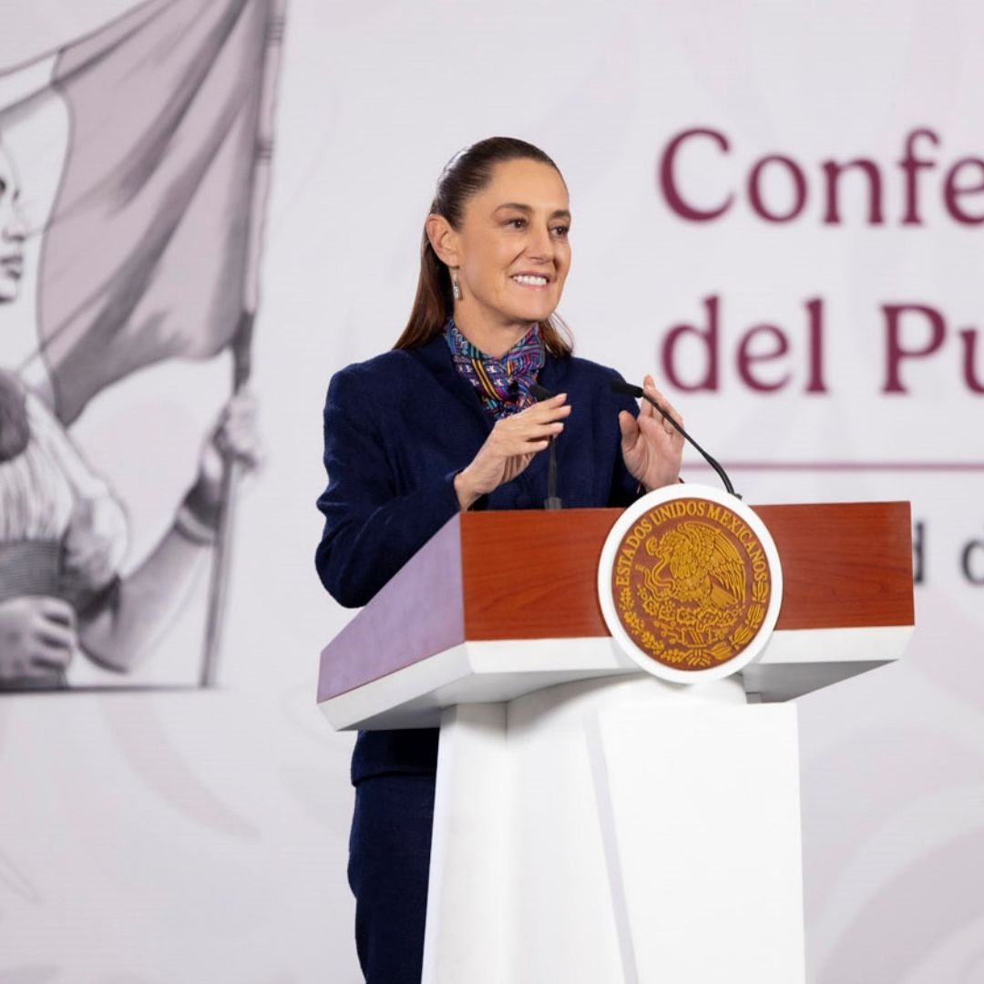 Claudia Sheinbaum en conferencia de prensa en Palacio Nacional.