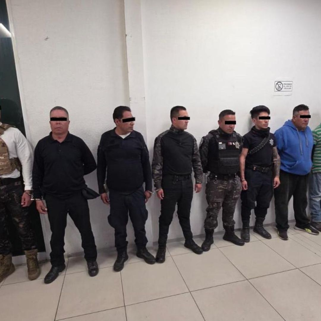 Detienen a Comisario de Jilotzingo y 5 Policías Más por Robo en Edomex.