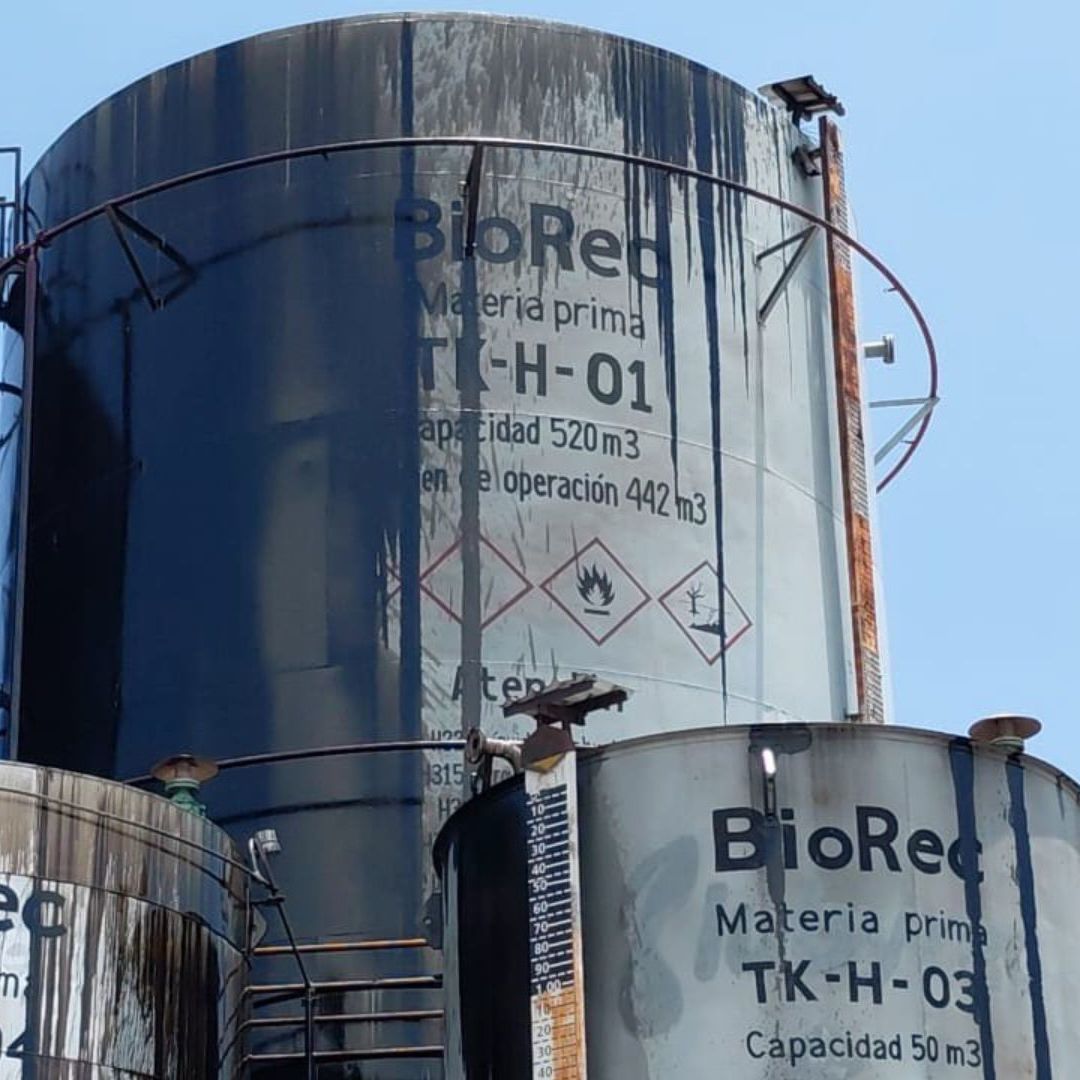 Explosión de Tanque Contenedor en Empresa Recicladora de Aceite Bio Rec Derrame en Huejotzingo