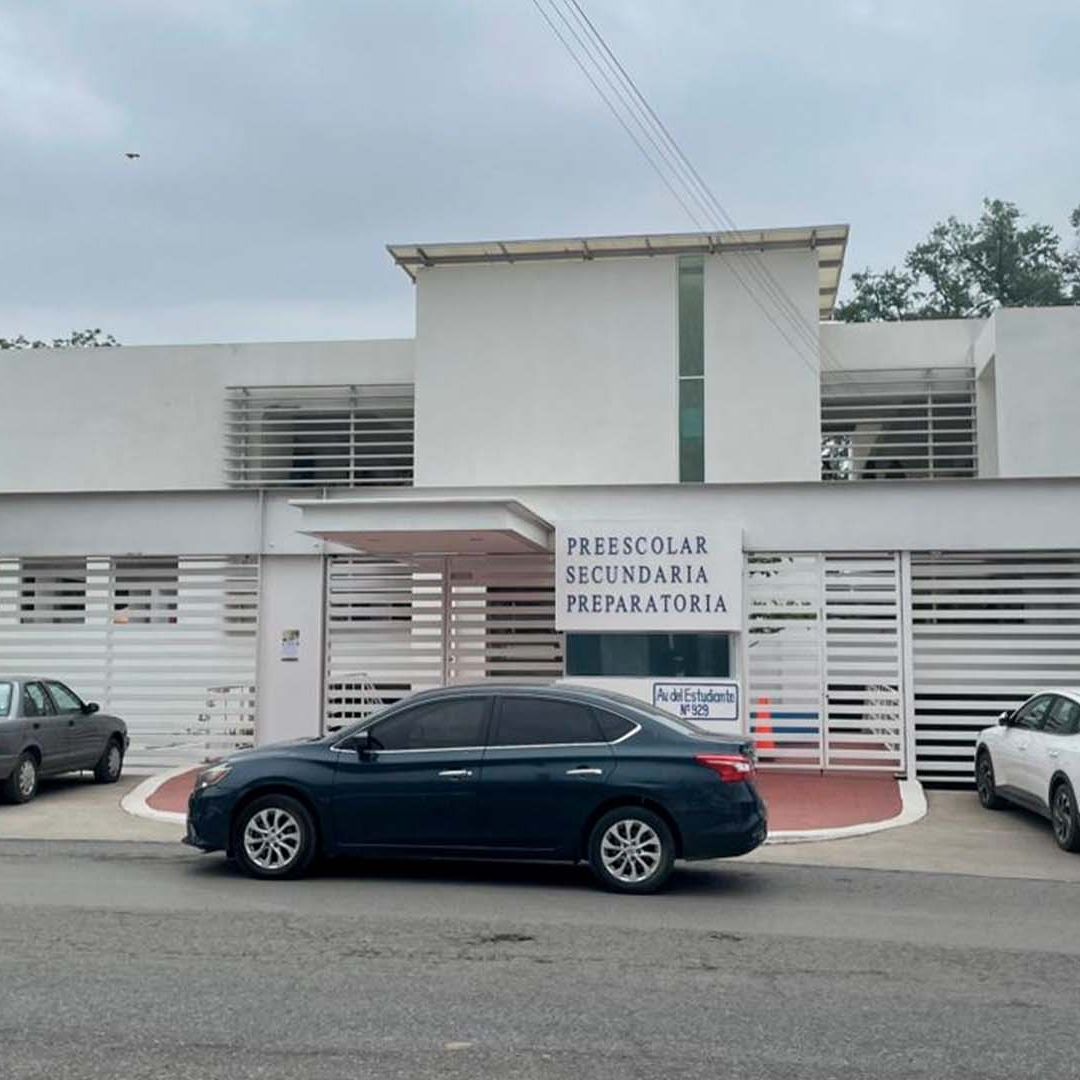 Localizan Amenaza de Tiroteo en Espejo de Sanitario en Colegio de Ciudad Victoria