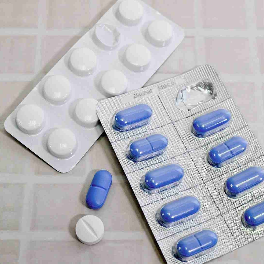 Suministro de medicinas básicas podría estar en riesgo por guerra en Irán