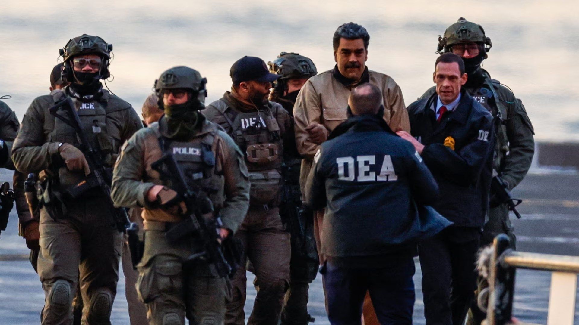 Soldado de EUA Usa Información Clasificada de Detención de Maduro: Apuesta, Gana y lo Arrestan