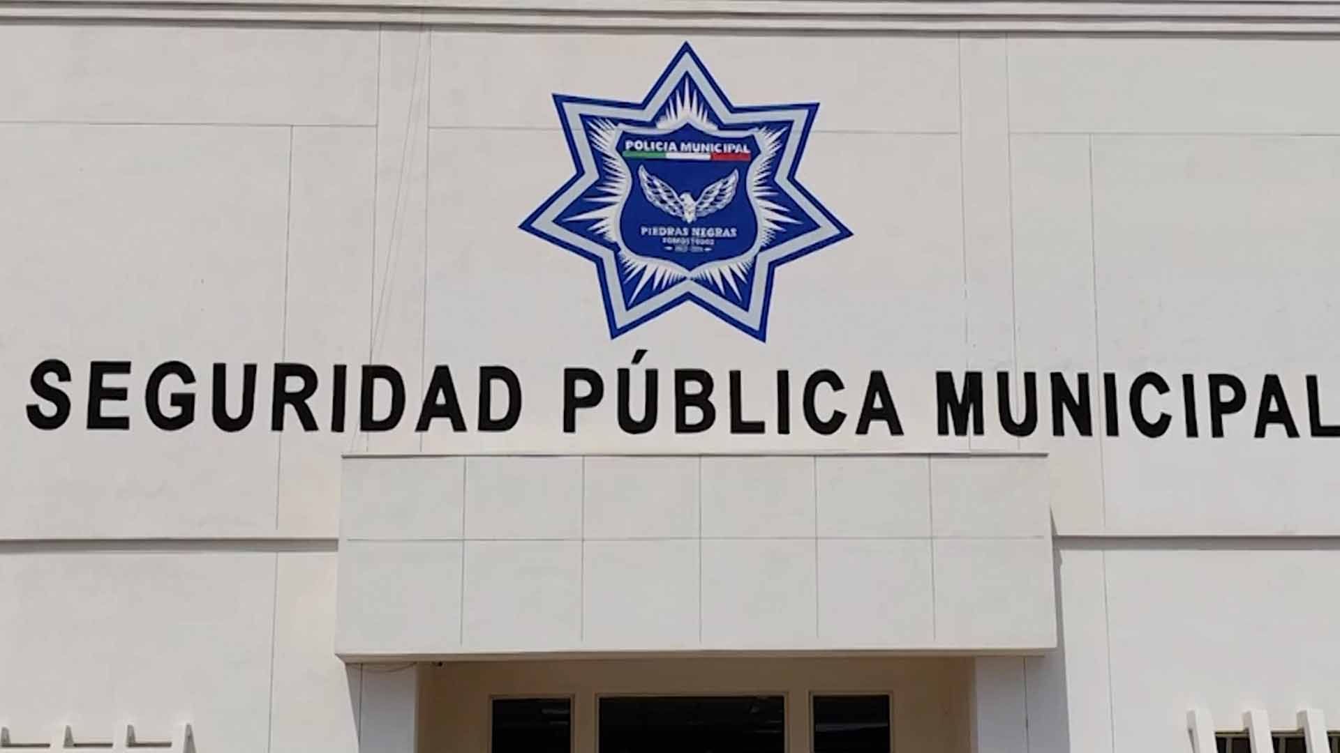 Policía es Atacado con Arma Blanca en Colonia Lázaro Cárdenas en Piedras Negras