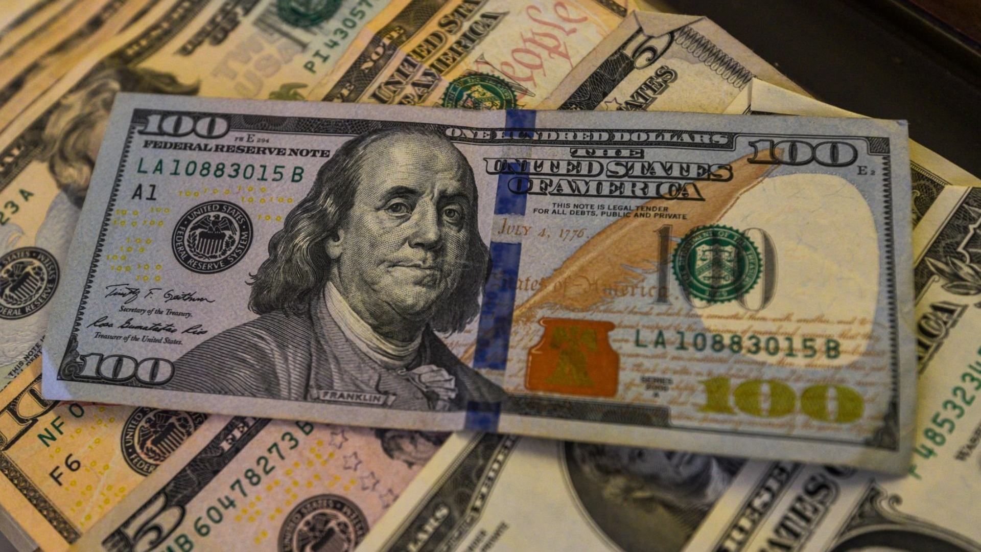 Precio del Dólar Hoy SÁBADO 25 de Abril de 2026: ¿Cómo Está el Tipo de Cambio con el Peso?