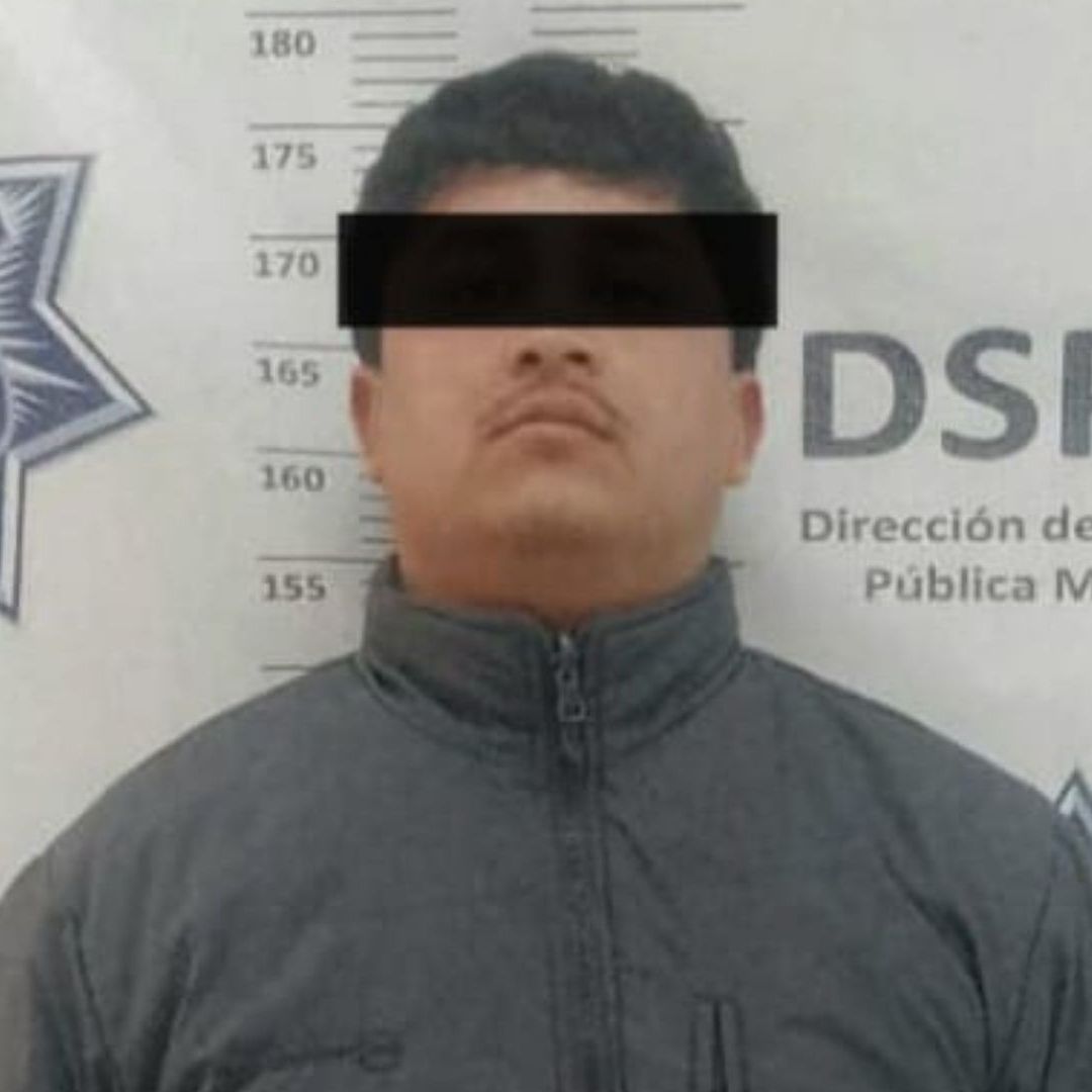 Motociclista es Detenido con una Navaja y una Orden de Aprehensión en Mexicali