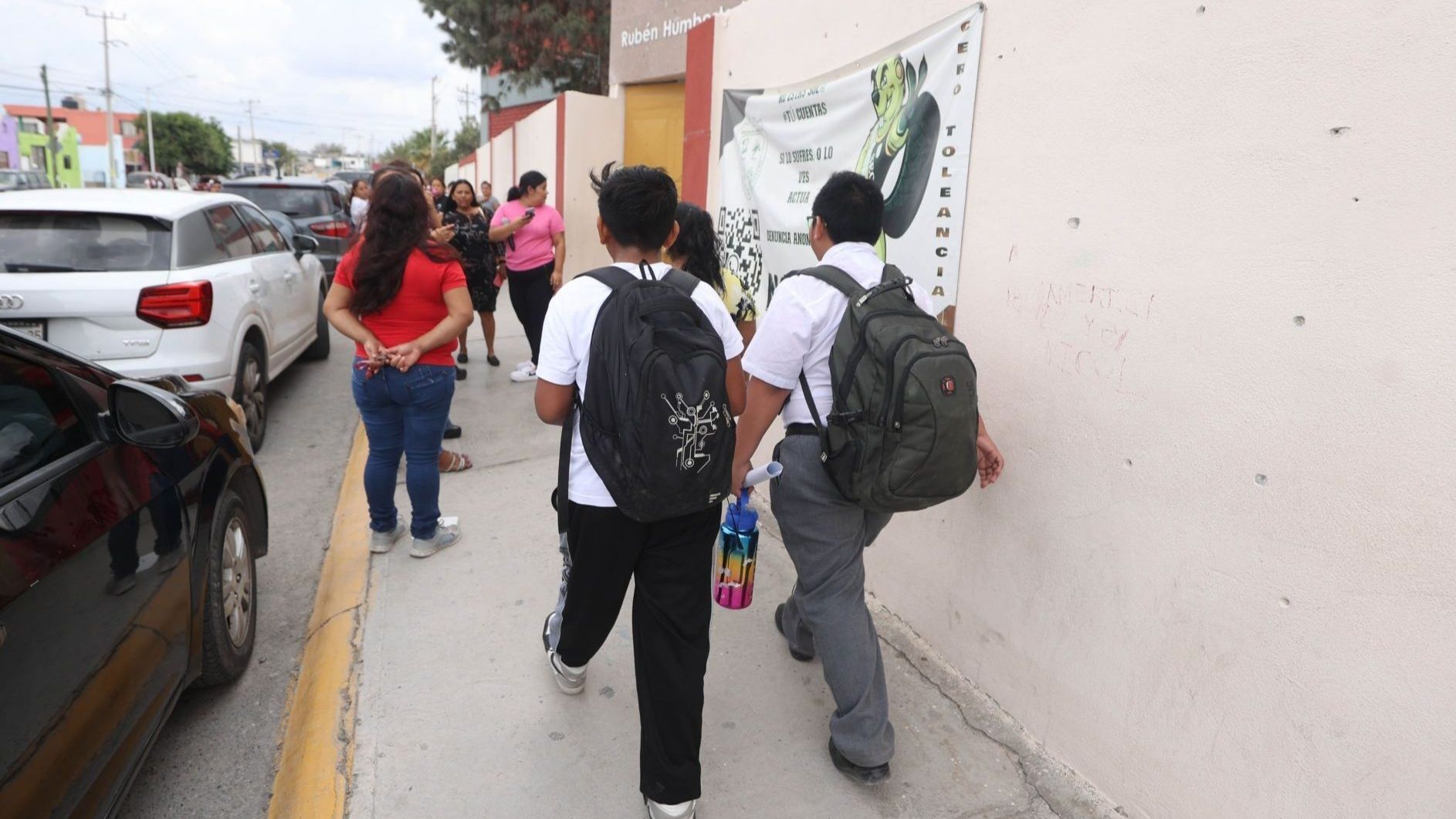 Amenaza de Tiroteo en Escuela Secundaria de CDMX Hoy 24 de Abril: Colocan Mensaje Relacionado con Reto Viral