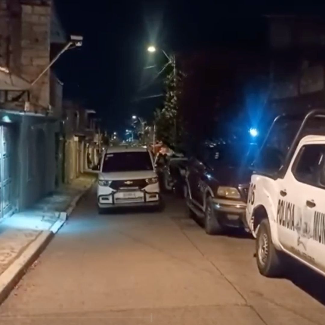 movilización policiaca por hallazgo de persona fallecida en vivienda de Nogales.