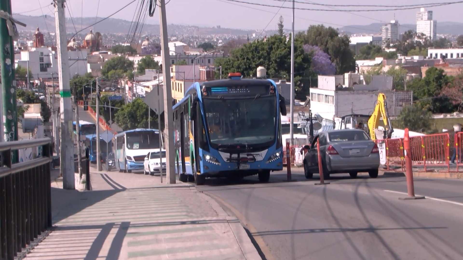 Cambia Circulación en Avenida Corregidora