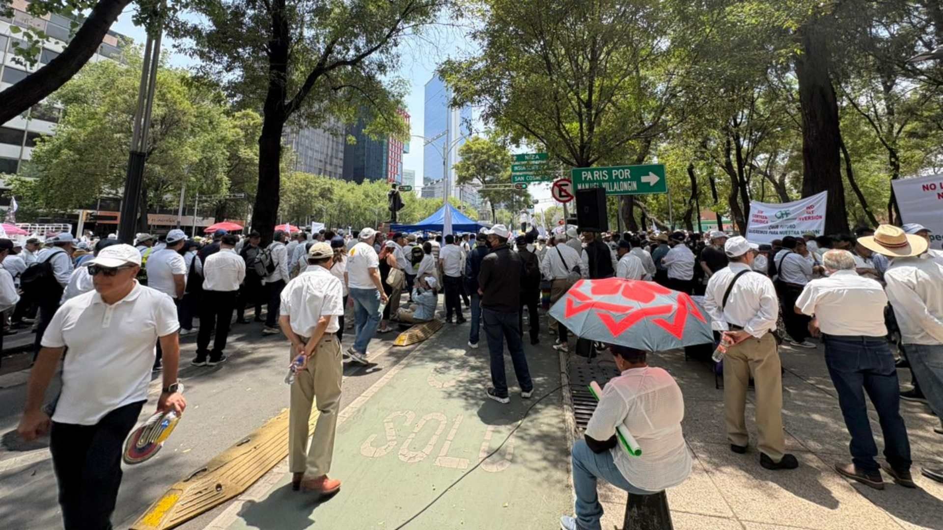 Protesta de pensionados y jubilados en CDMX este 17 de abril 2026