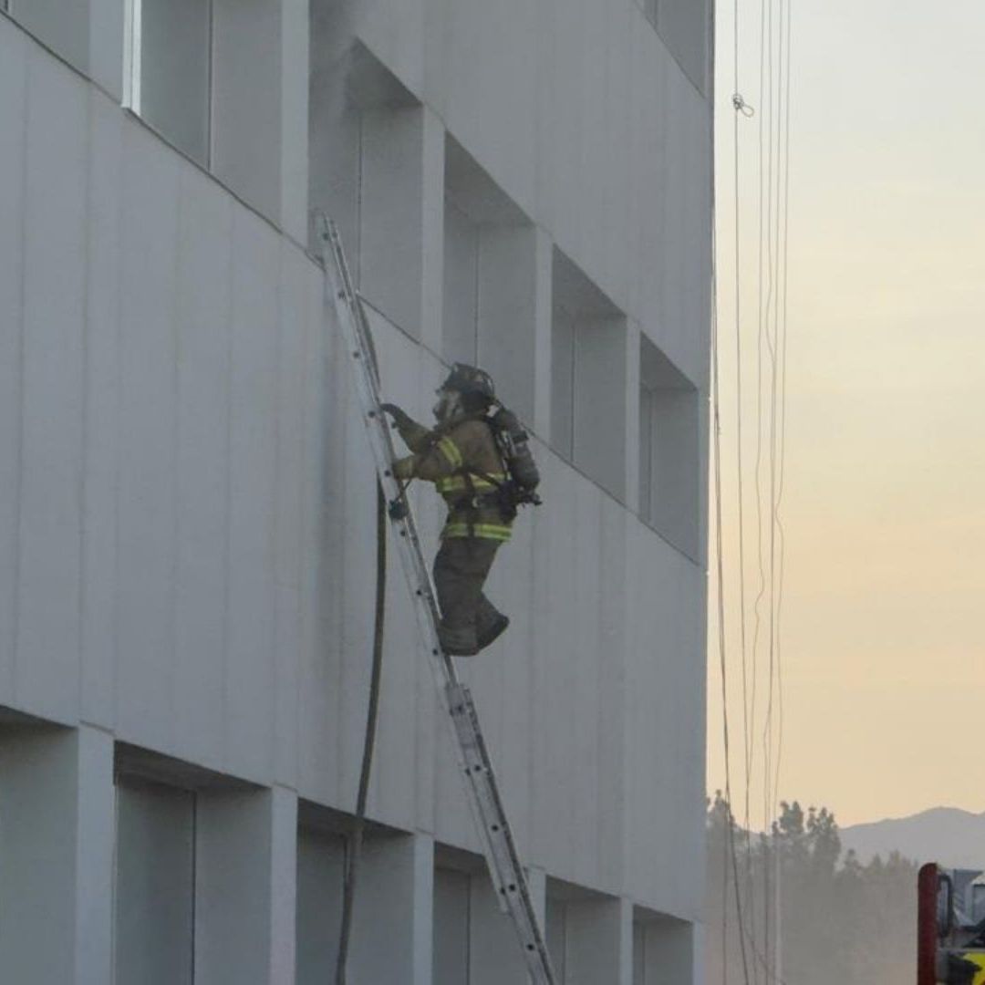 Incendio en Hospital de Ciudad Juárez Provoca Evacuación; No Hay Lesionados