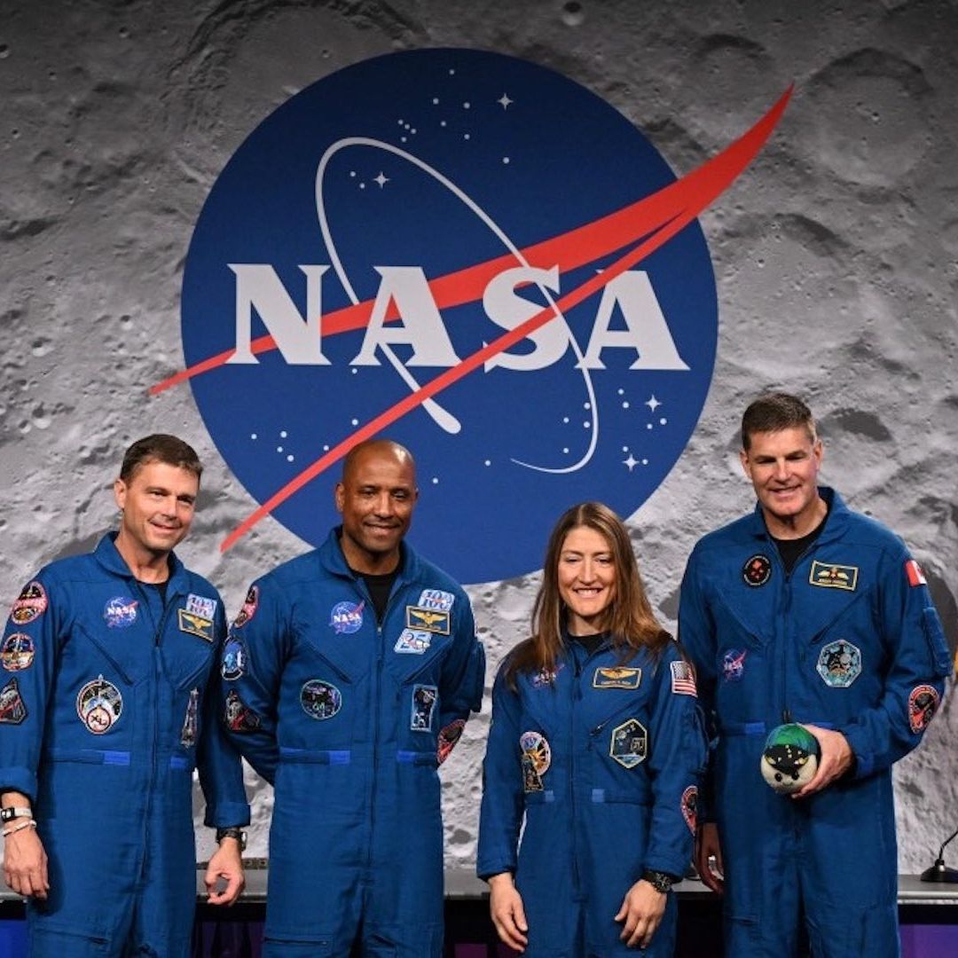 Astronautas explican por qué se descompuso el baño espacial de Artemis II
