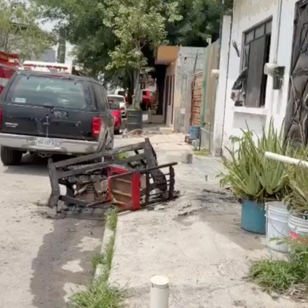 Casa incendiada en Monterrey