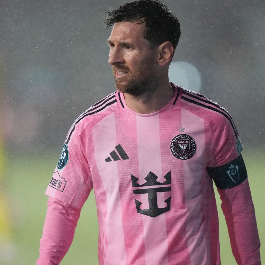 Messi Marca Su Gol 900 y Se Une a CR7 Con la Misma Cifra.