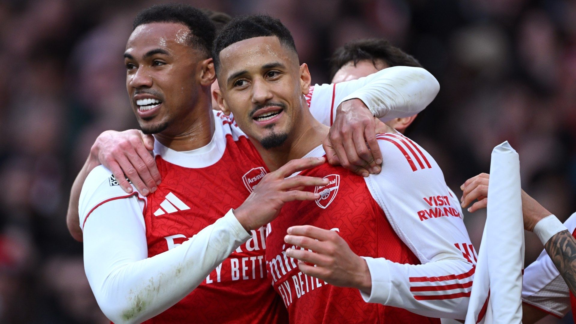 Arsenal Afianza el Liderato de la Premier League con Triunfo ante Chelsea