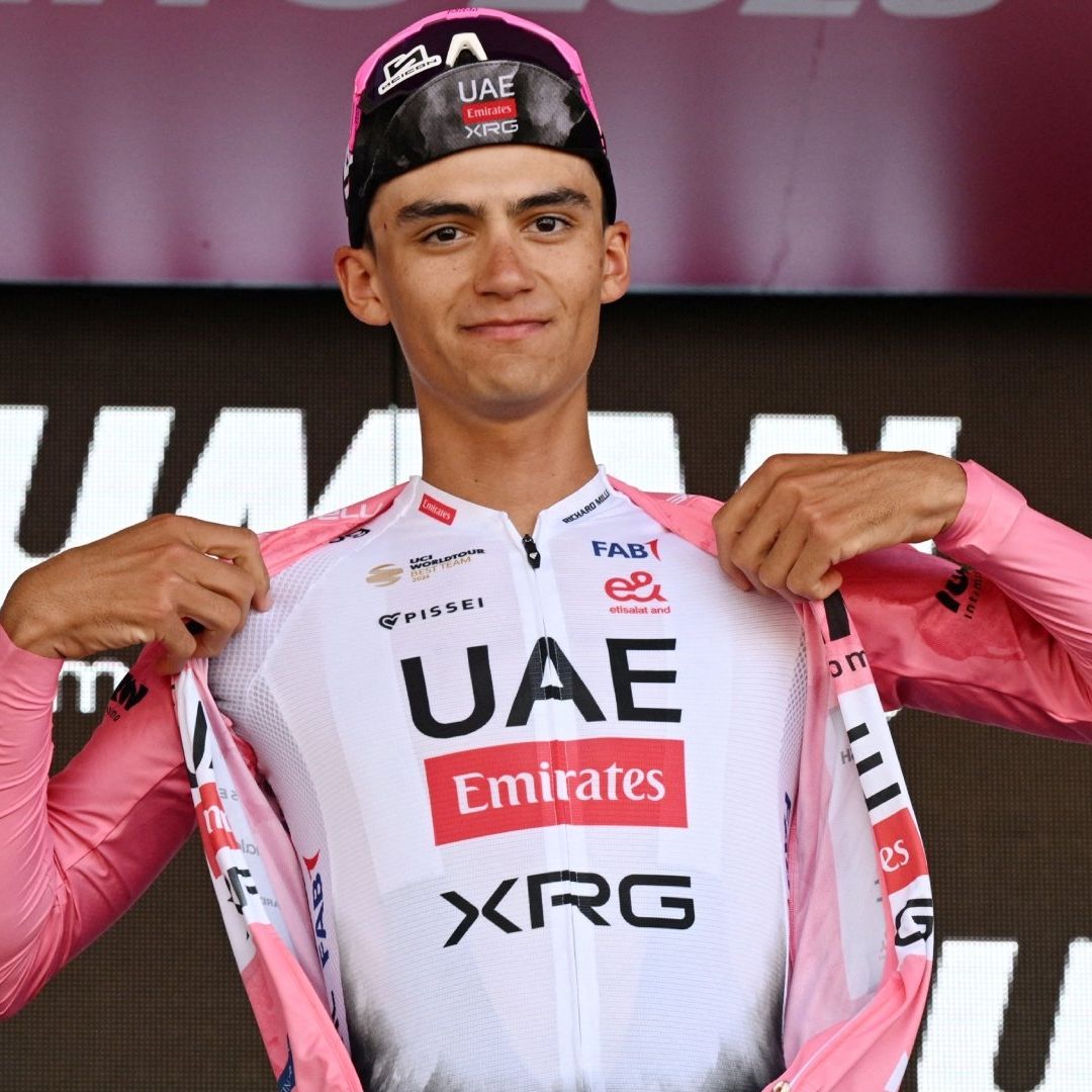 Isaac del Toro Asciende al Segundo Lugar del Ranking de la UCI