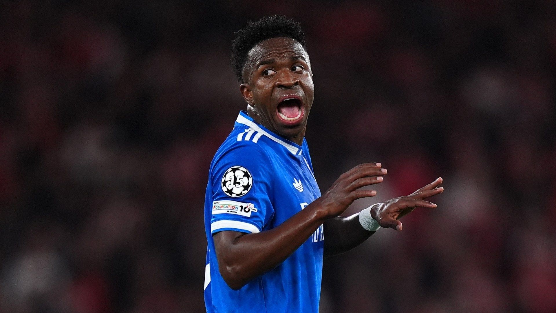 Real Madrid Saca Ventaja ante Benfica; ¿Nuevo Episodio de Racismo contra Vinicius Jr?