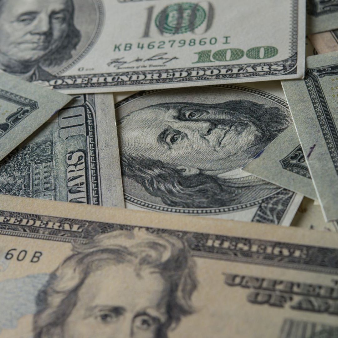 Peso se Debilita y Cae luego de Anuncio de la Fed; Así Cotiza frente al Dólar Hoy al Cierre
