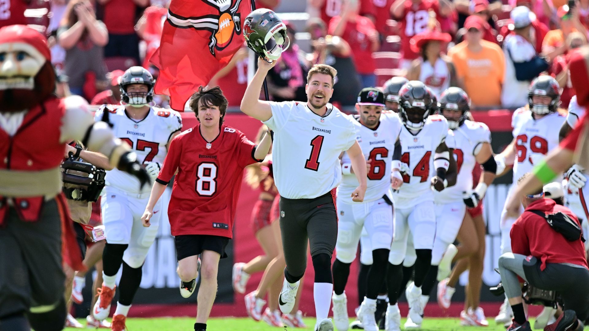 ¿Quién es el Dueño de la NFL y Por Qué Dicen que Mr. Beast la Compró? Esta es la Respuesta