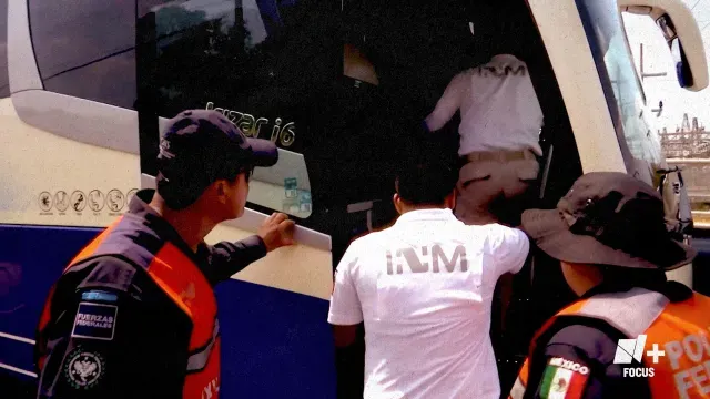 "Coyotes" dicen que la policía les exige pago de cuotas para poder operar. Foto: N+Focus