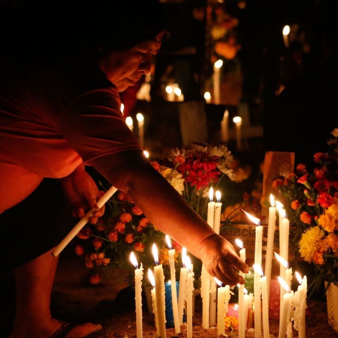 Cuándo a qué hora se quita el altar de muertos 2024 se van los fieles difuntos y se quita la ofrenda
