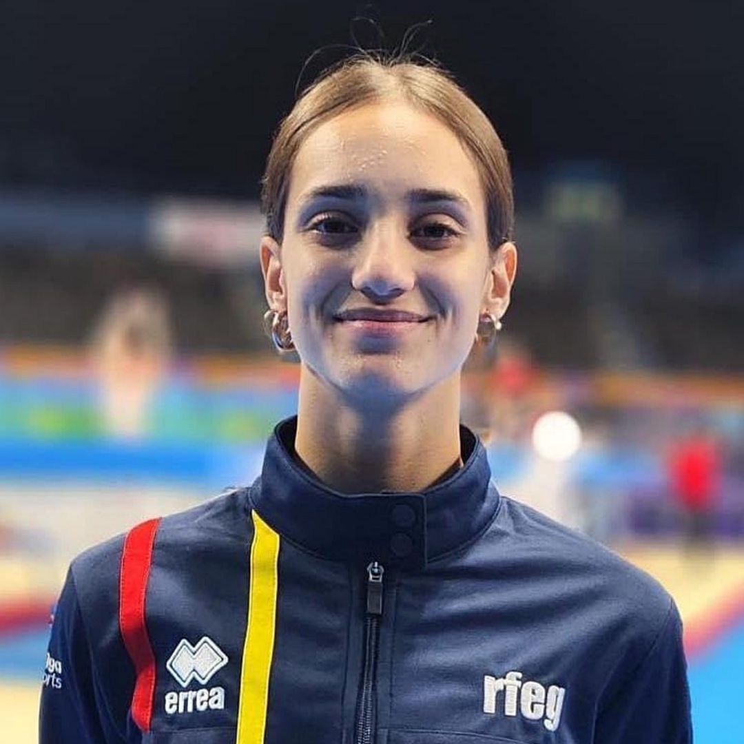 Muere Gimnasta de 17 Años de Edad por Meningitis