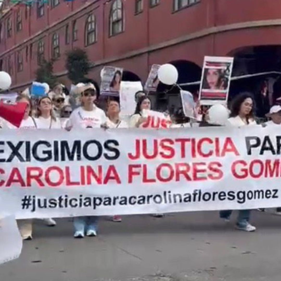 Marcha en Ensenada por Justicia para Carolina Flores tras Feminicidio en CDMX