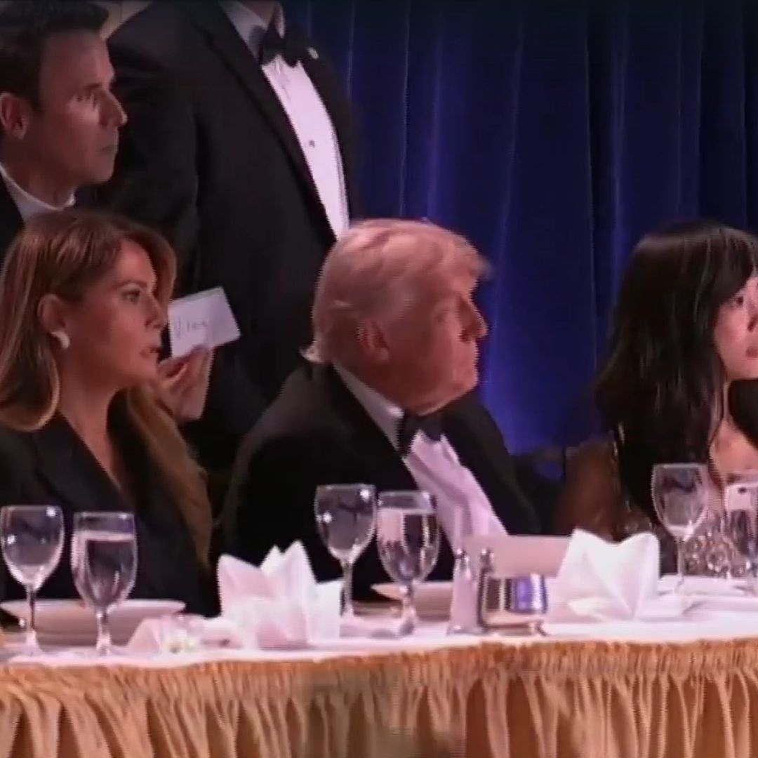 Momento Exacto en el que Evacuan a Donald Trump de la Cena de Corresponsales