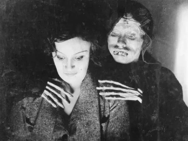 El fantasma del convento (1934) de Fernando de Fuentes