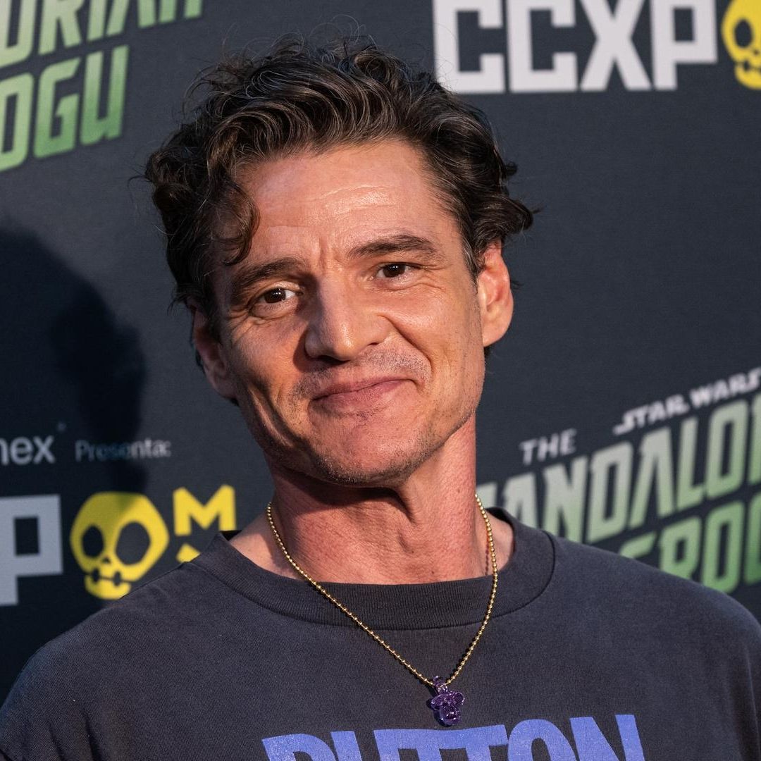 pedro-pascal-llora-ccxp-mexico-2026-mandalorian-grogu