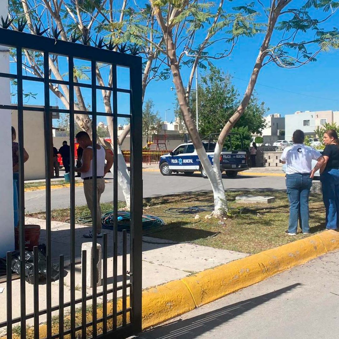 Hombre Muere tras Quedar Atrapado Entre Dos Vehículos en Torreón