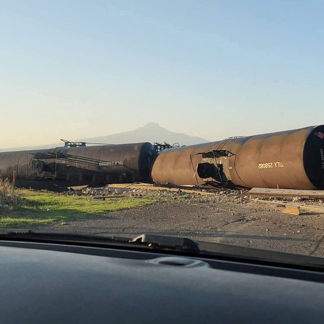 Accidente Ferroviario Tren con Material Inflamable en Apizaco Yauhquemehcan Tlaxcala por Agujas Desalineadas