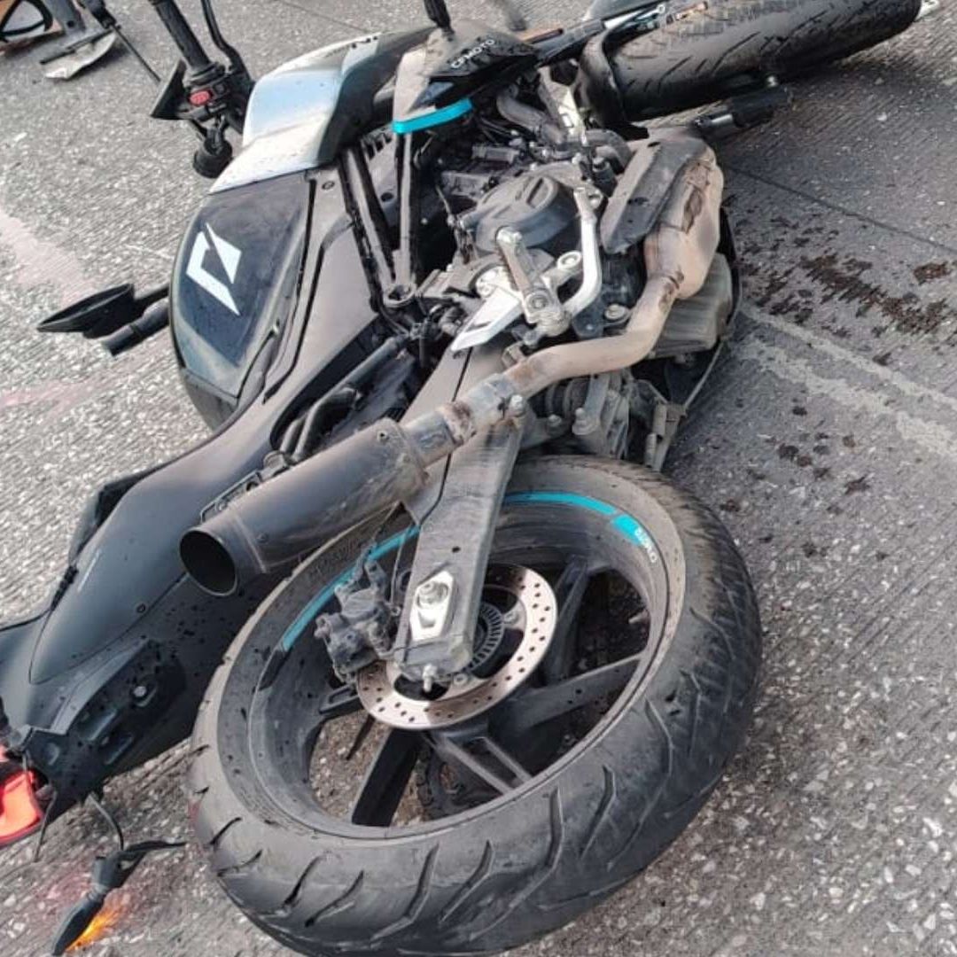 Pareja Mujeres Muertas Motociclistas  por Accidente de Motocicleta en Bulevar 18 de Noviembre Parque Industrial