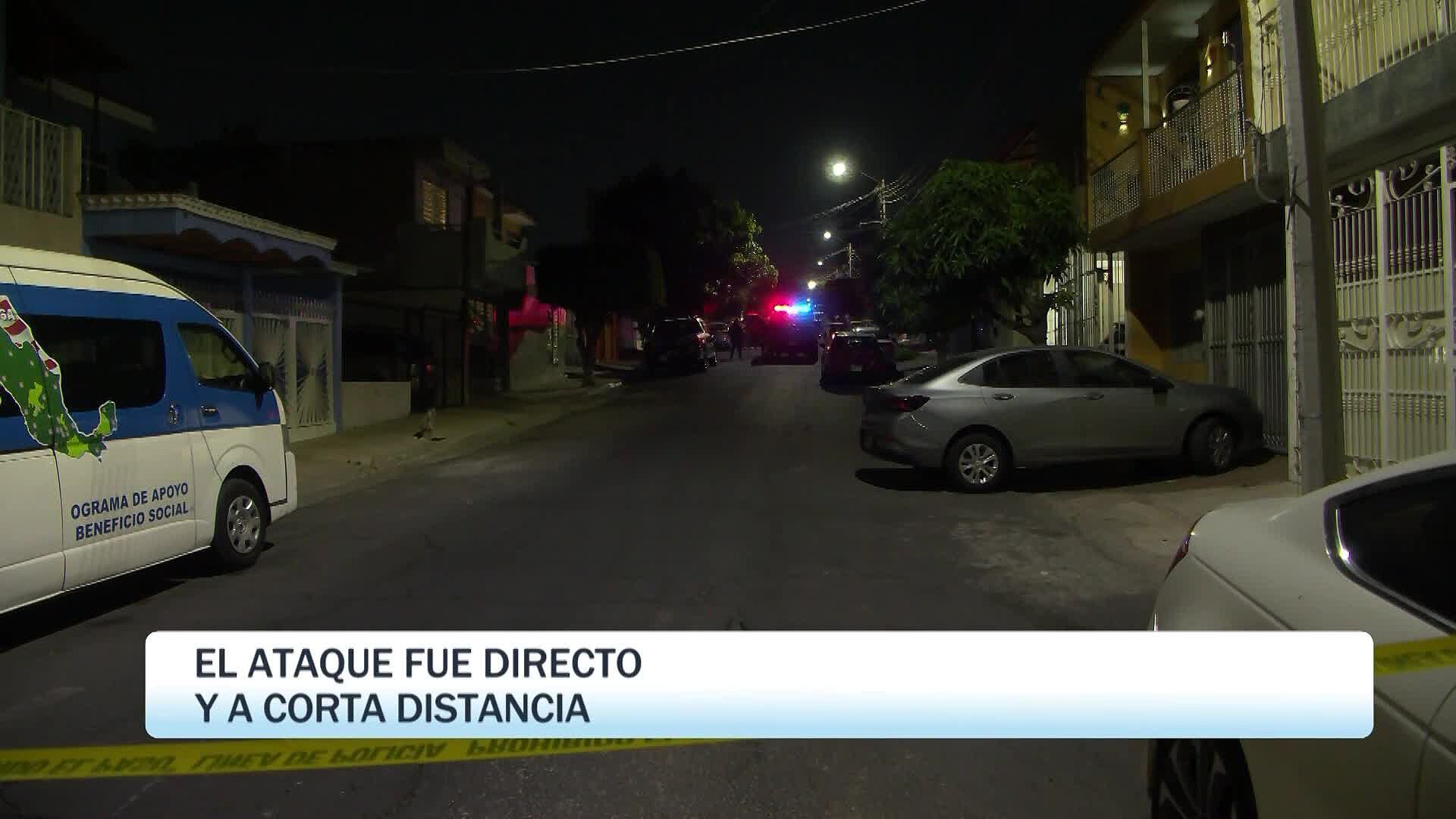 Atacan a Balazos a un Joven a Bordo de su Auto en Calles de Guadalajara
