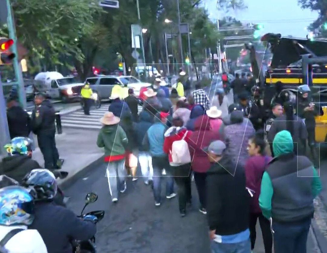 ¿Qué Pasó en Reforma Hoy? Campesinos Colapsan Ambos Sentidos de la Vialidad