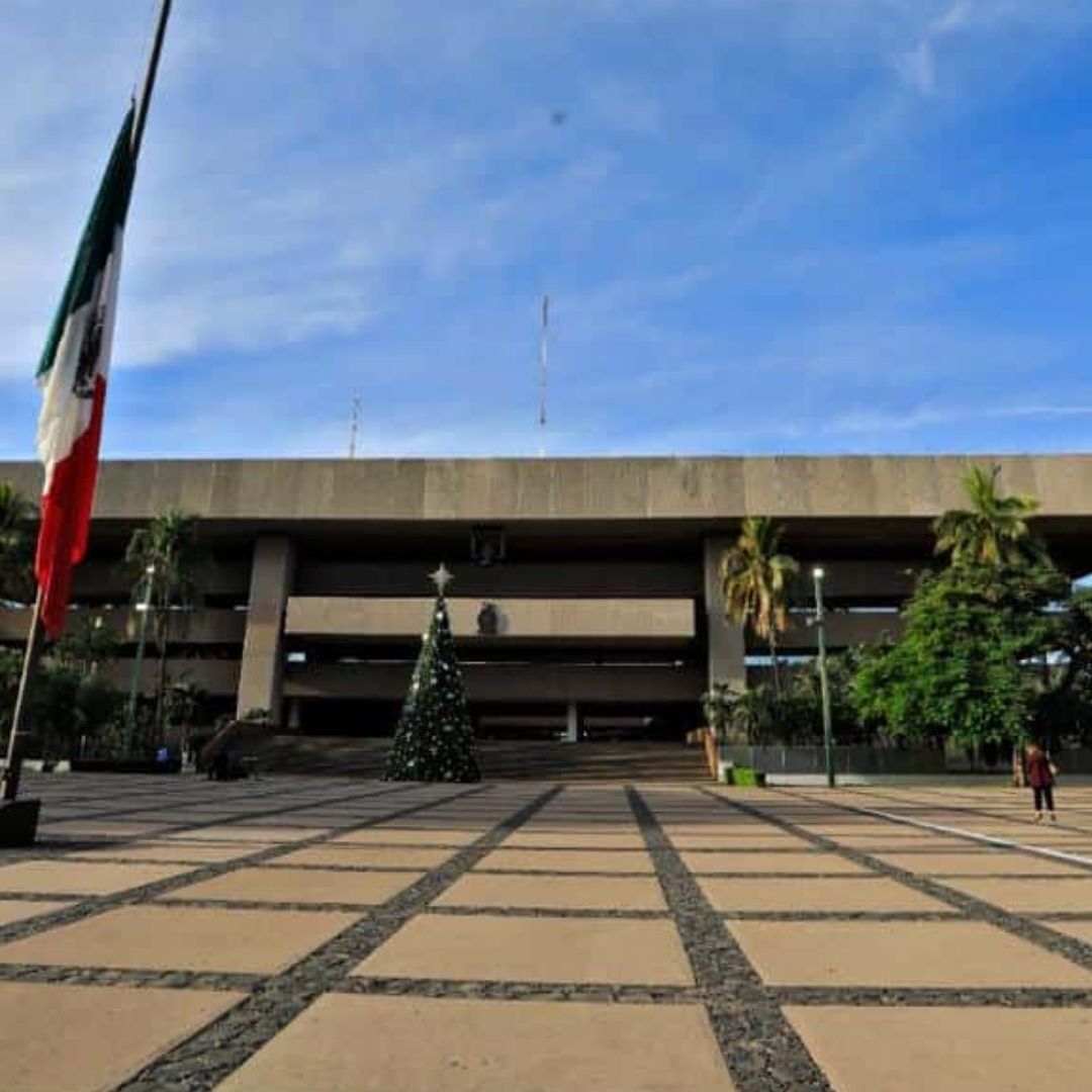 ¿Quién Quedaría como Gobernador Interino de Sinaloa Tras la Licencia Temporal de Rocha Moya?